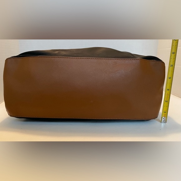 MICHAEL KORS Saffiano Leather Trimmed Nylon Large Shoulder Bag Black Tan - Picture 9 of 15